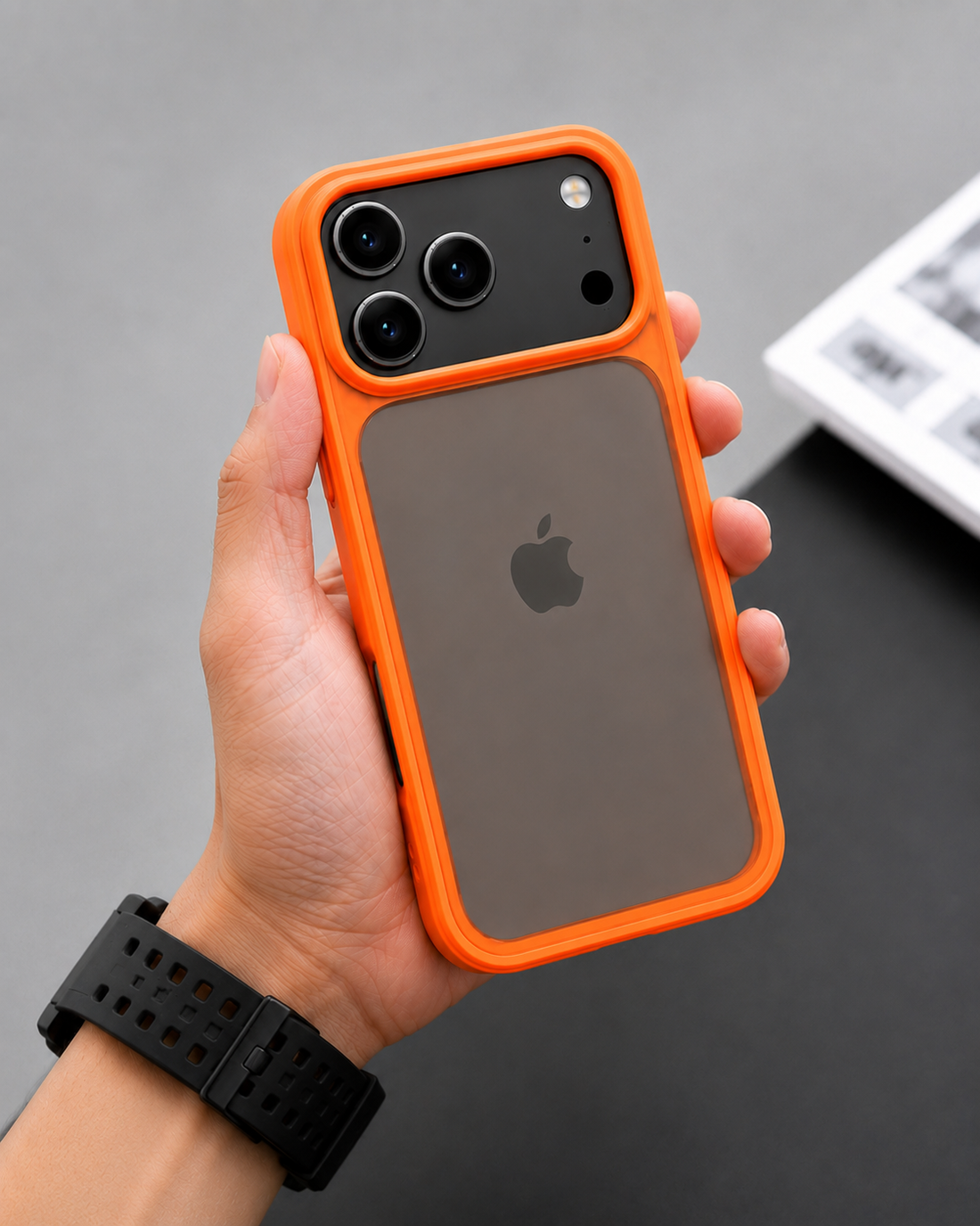 Coque orange iPhone 17 Pro anti-choc avec coins renforcés
