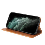 Étui en cuir marron à rabat horizontal avec support et fentes pour cartes iPhone 14