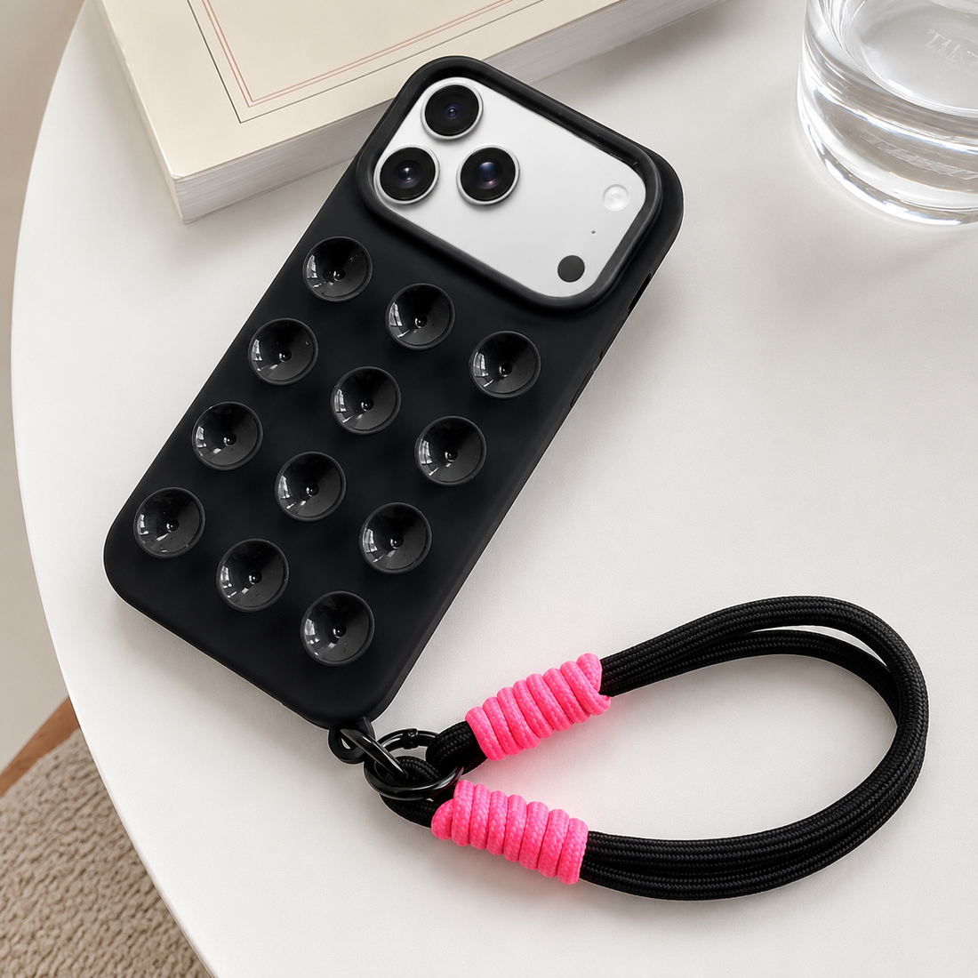 Coque iPhone 17 Pro à ventouses avec cordon noir