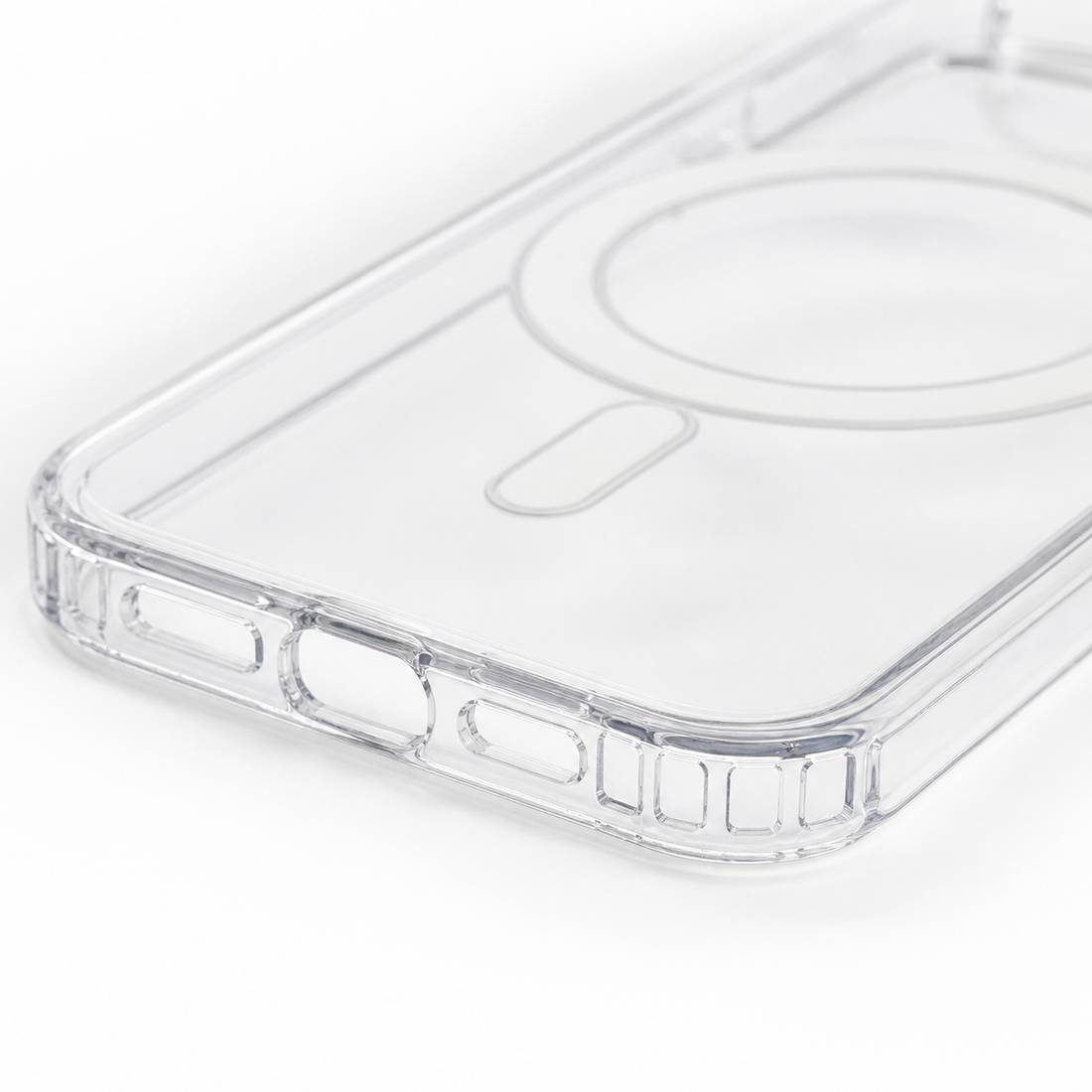Détail des découpes renforcées et de la tranche de la coque magnétique transparente en TPU acrylique pour iPhone 17 Pro Max MagSafe