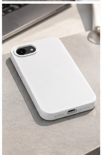 Visuel illustratif RhinoShield SolidSuit Blanc Classic iPhone 16e et 17e – vue 8