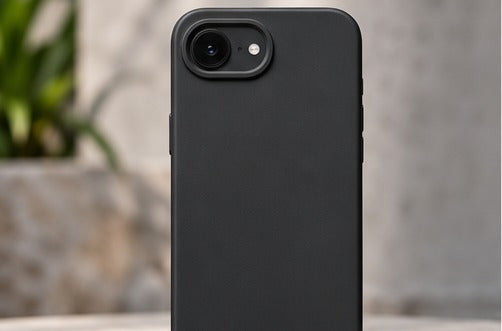 Visuel illustratif coque RhinoShield SolidSuit Noir Classic iPhone 16e et 17e – vue 1
